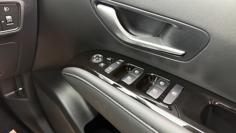 Hyundai TUCSON 1.6 TGDi 48V MHD 180 Ultimate 5dr 4WD DCT Petrol Estate